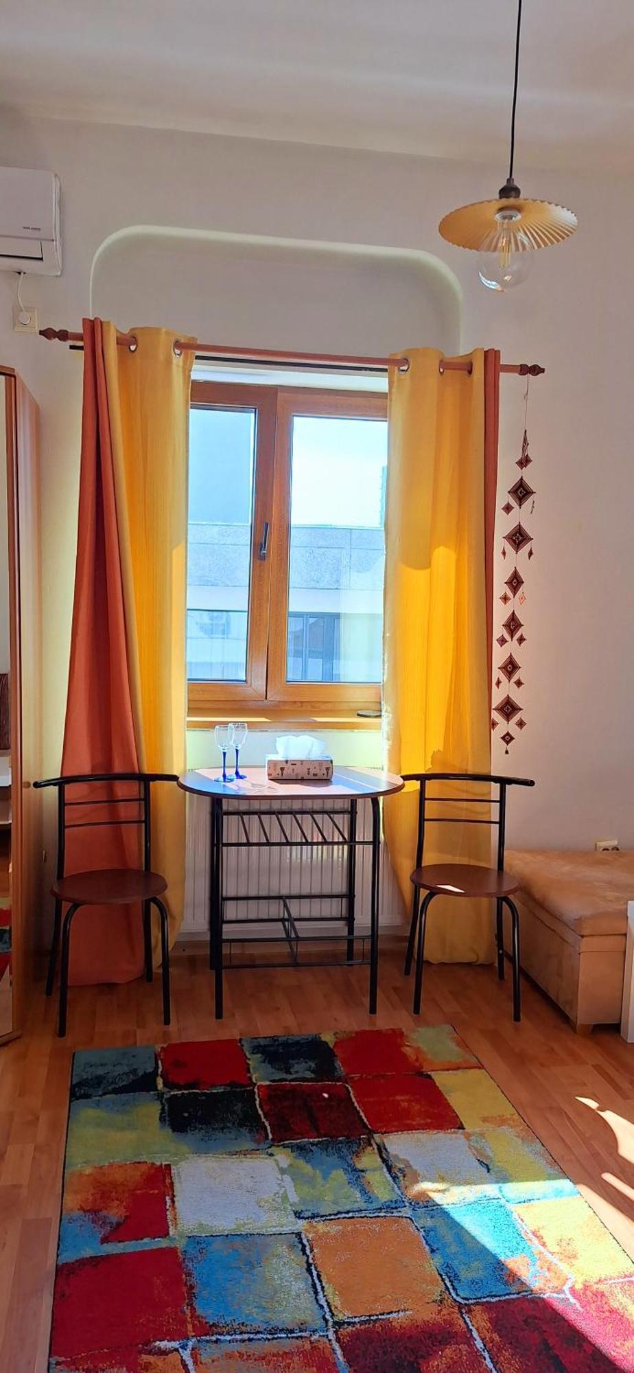 Super Central - Lovely One-Bedroom Apartment On Victoriei Avenue Бухарест Экстерьер фото